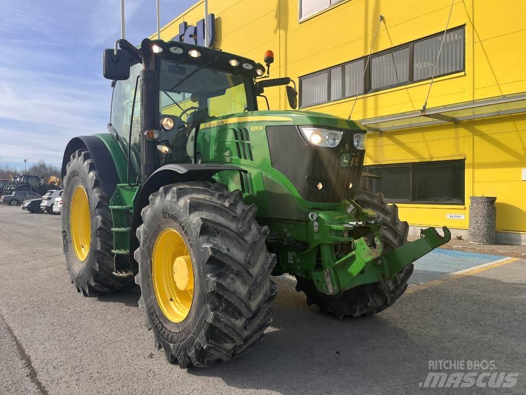 John Deere 6210R الجرارات