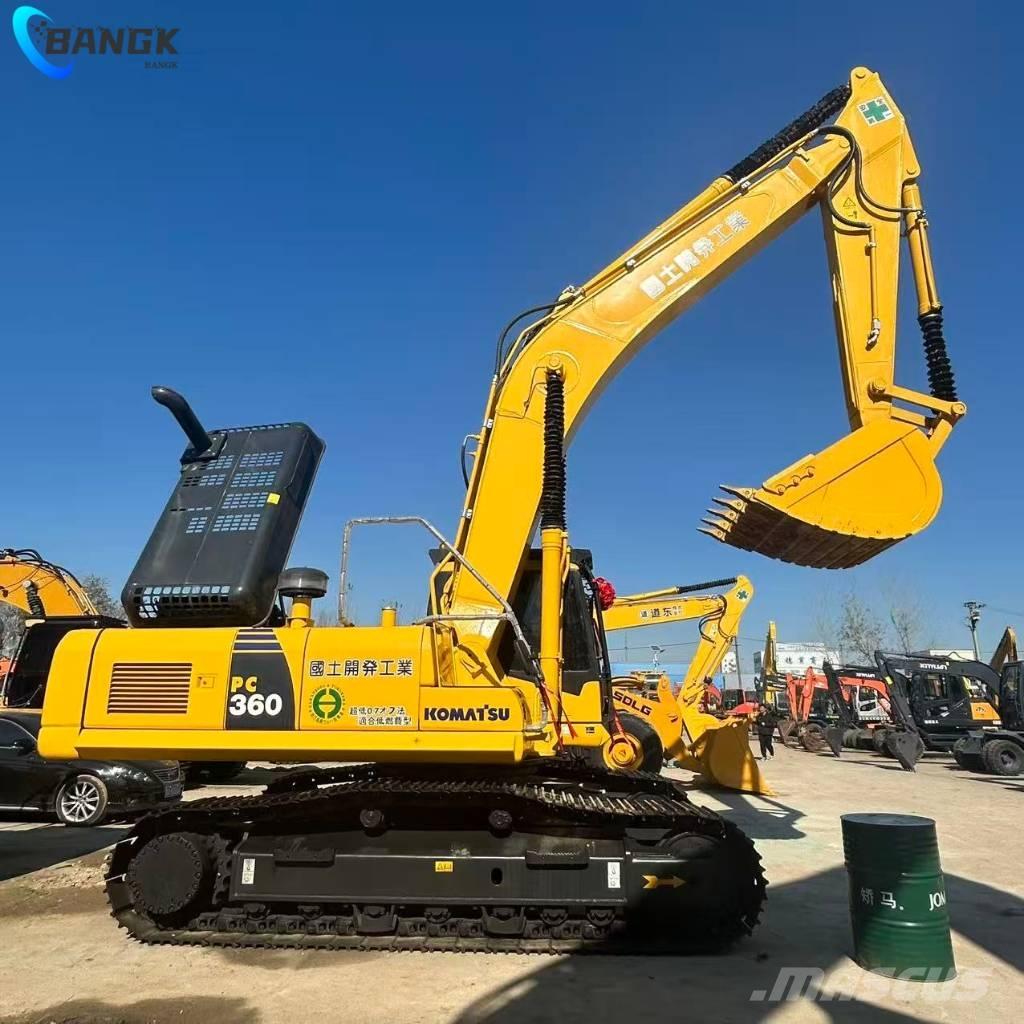 Komatsu PC 360 حفارات زحافة