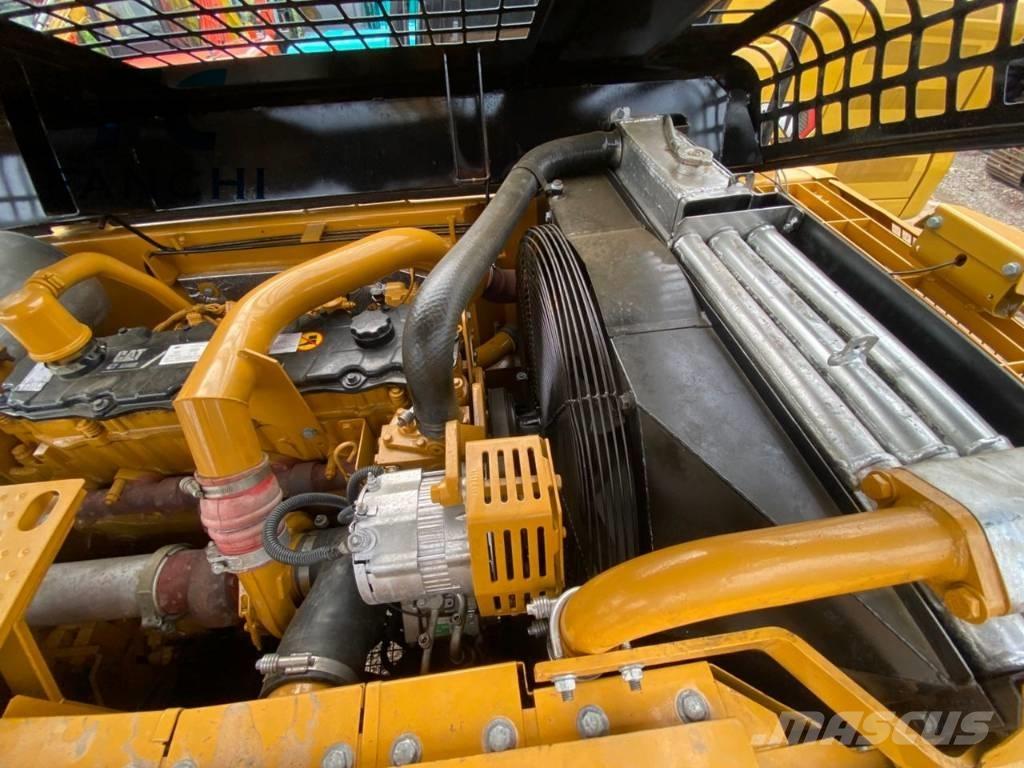 CAT 325D حفارات زحافة