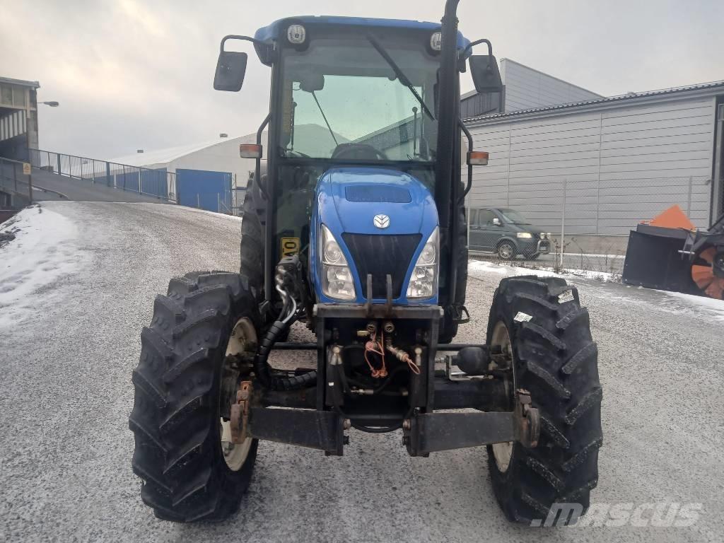 New Holland TN 75 S الجرارات