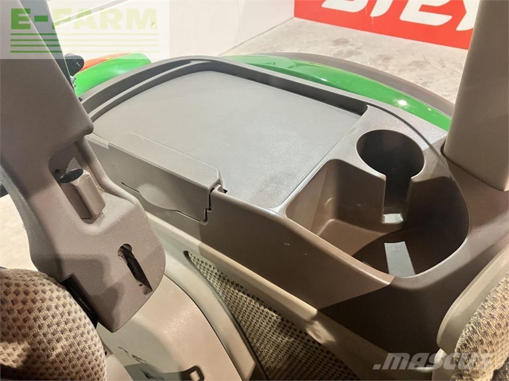 John Deere 5115r الجرارات