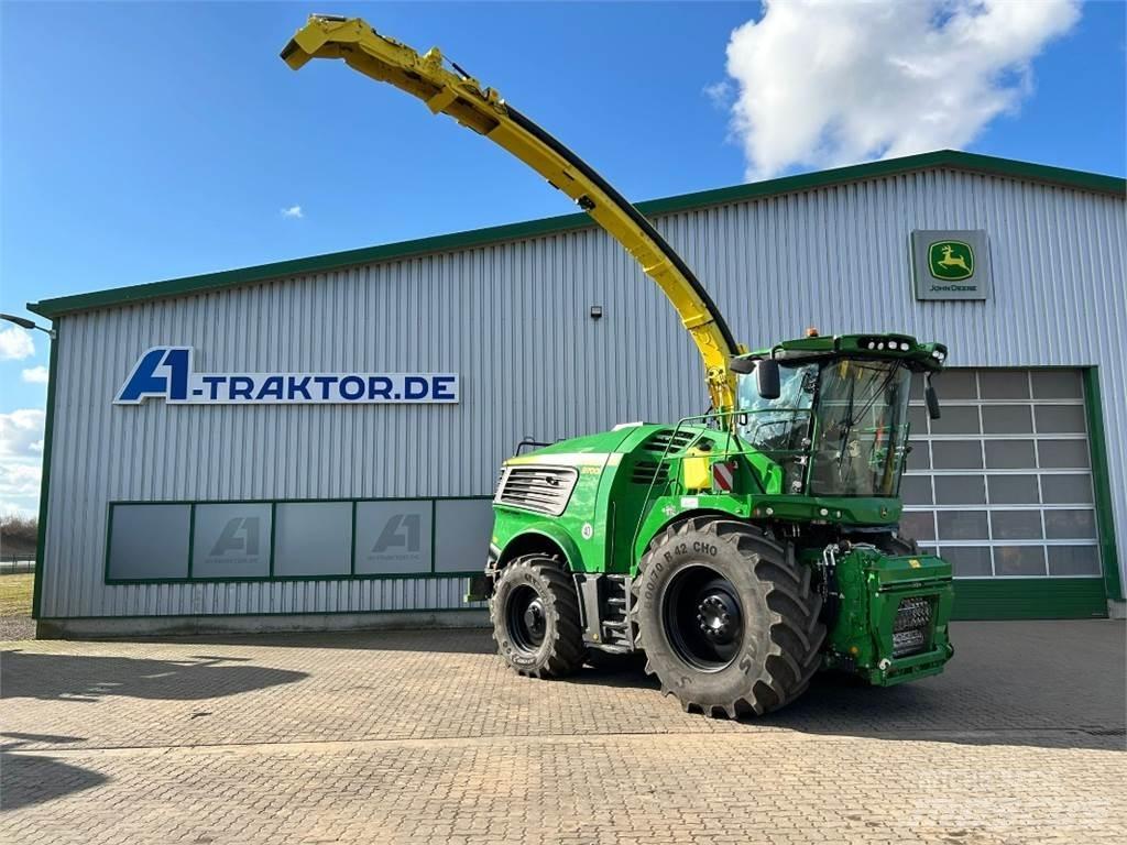John Deere 9700i حصادات الأعلاف