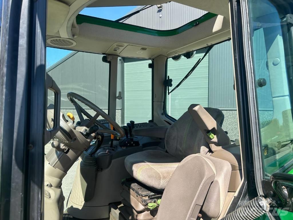 John Deere 6430 الجرارات