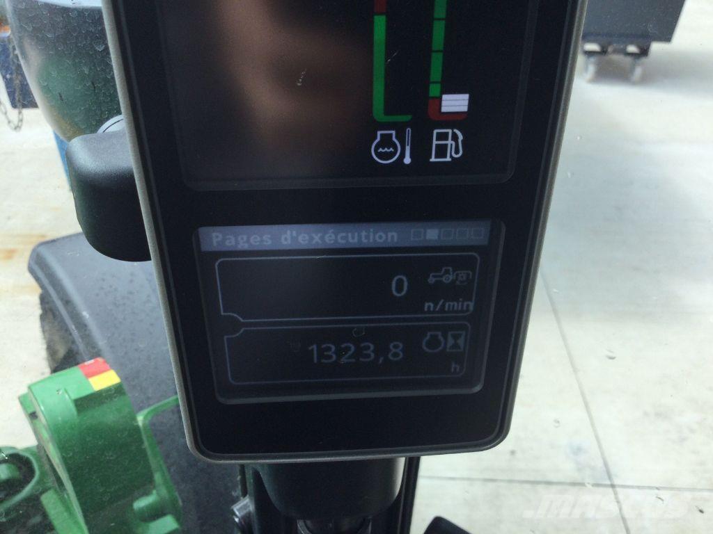 John Deere 5115R الجرارات