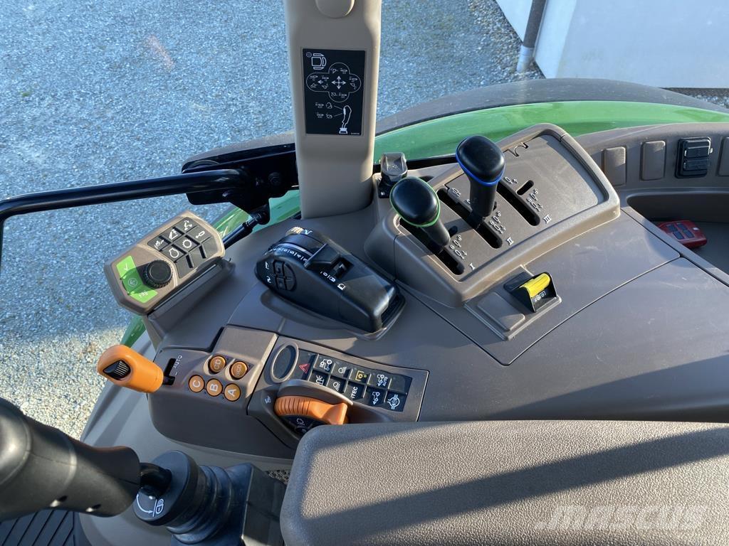 John Deere 5115R الجرارات