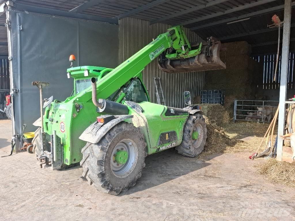 Merlo Tf35.7-120 معدات مناولة لأغراض الزراعة
