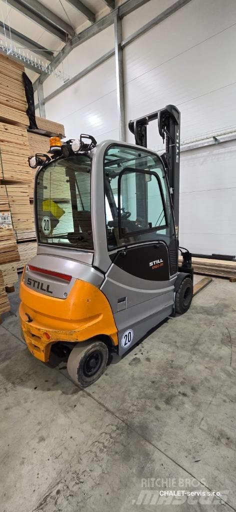 Still RX 60-35 شاحنات ذات رافعات شوكية تعمل بالكهرباء
