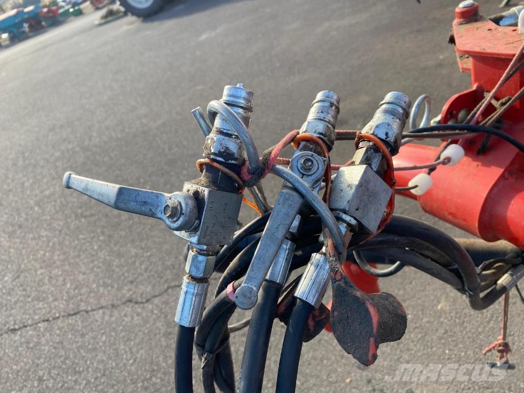 Kverneland 9476 c محشات