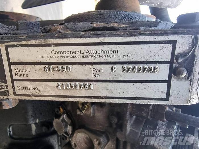  Engines 6T-590 مكونات أخرى