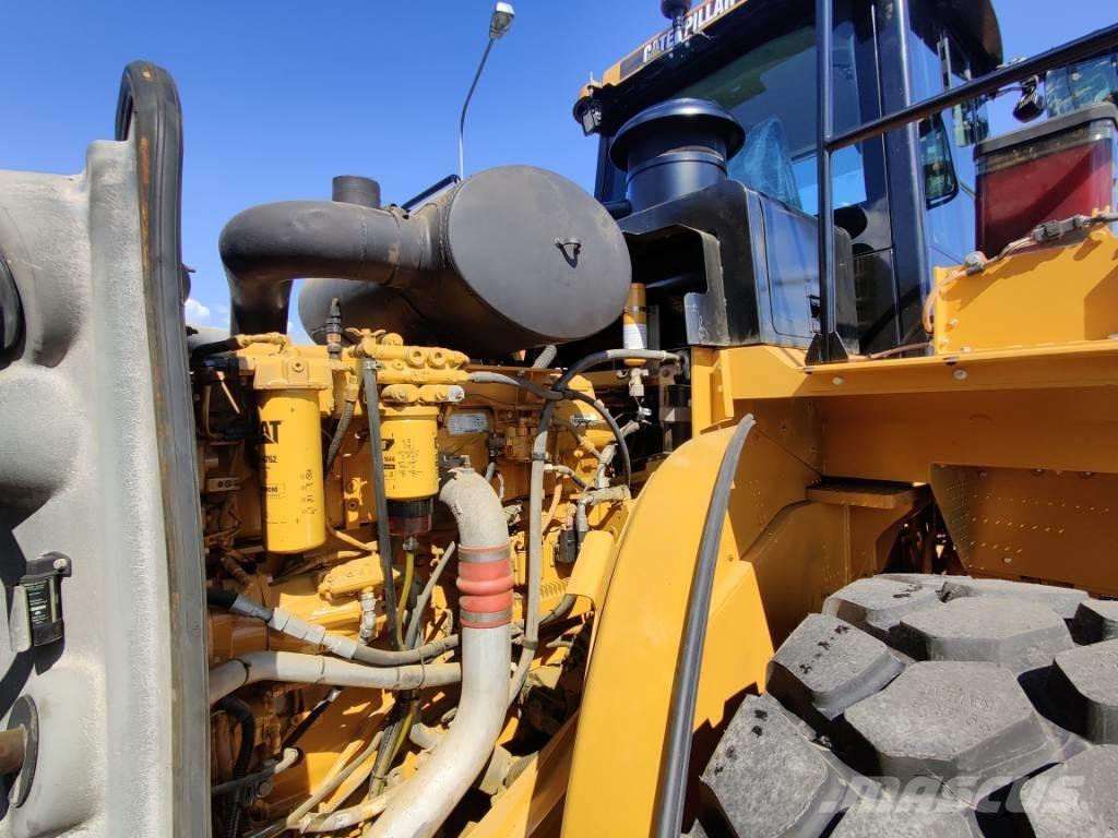 CAT 980H لوادر بعجل