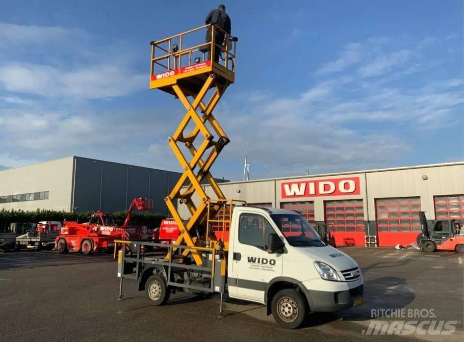Iveco Daily 35 S14 المنصات الهوائية المثبتة على شاحنة