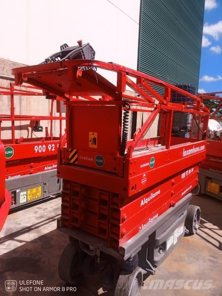 JLG 2630 ES رافعات مقصية الشكل