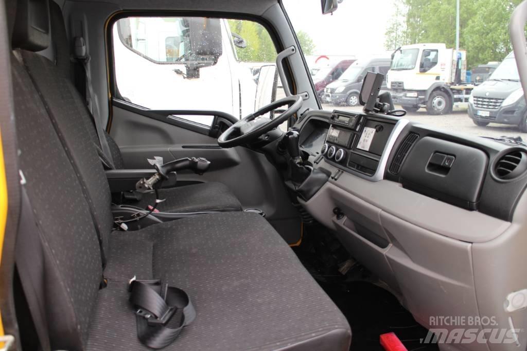 Fuso Canter 3.0 شاحنات الرافعات الخطافية