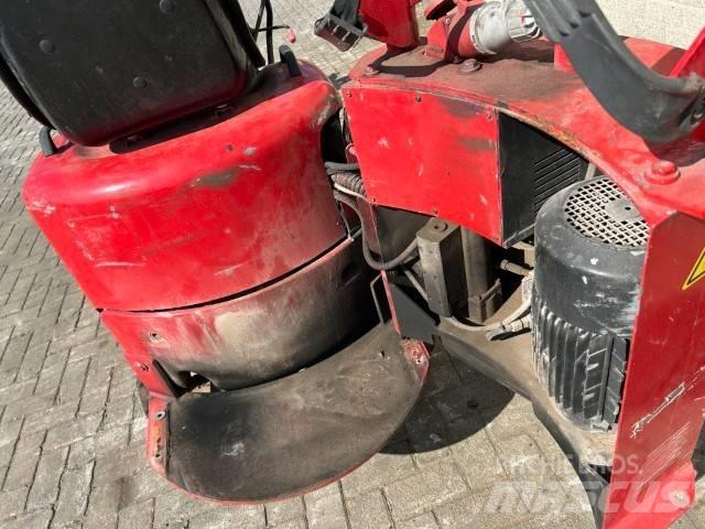 Airman AX 08-3 حفارات وسط 7 طن - 12 طن