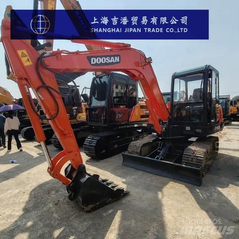 Doosan DH 55 حفارات صغيرة أقل من 7 طن (حفارات صغيرة)