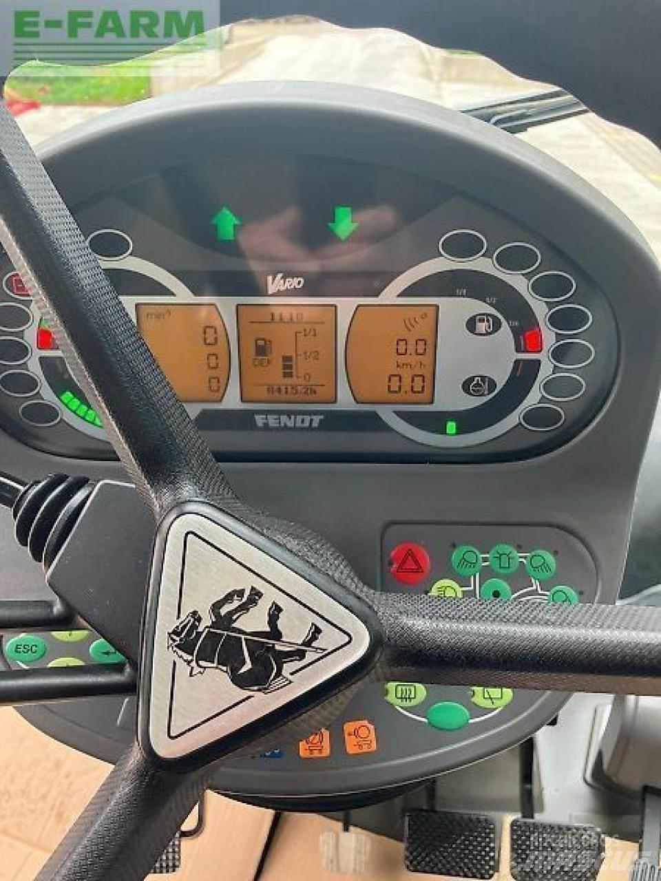 Fendt 724 vario الجرارات