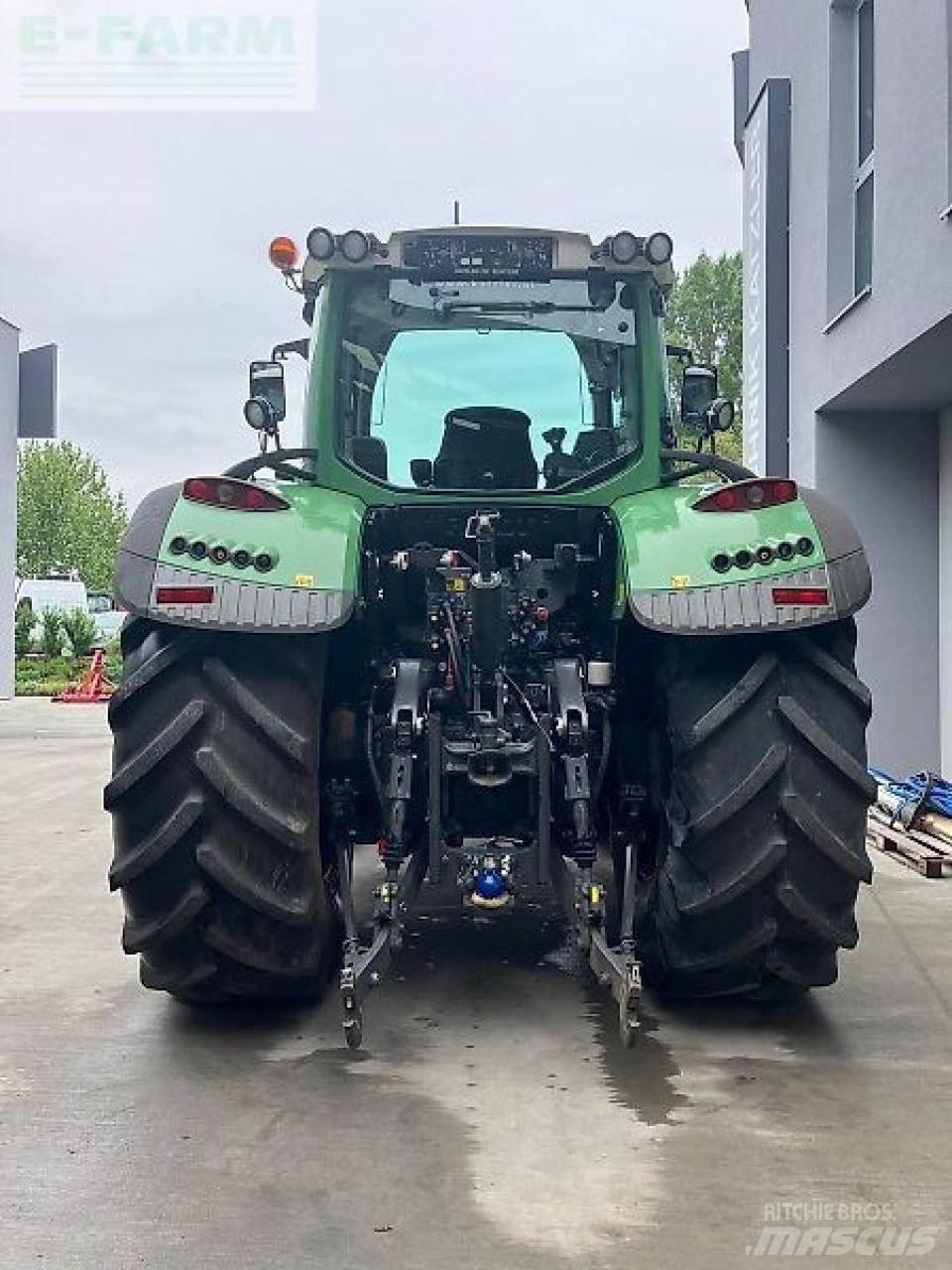 Fendt 724 vario الجرارات