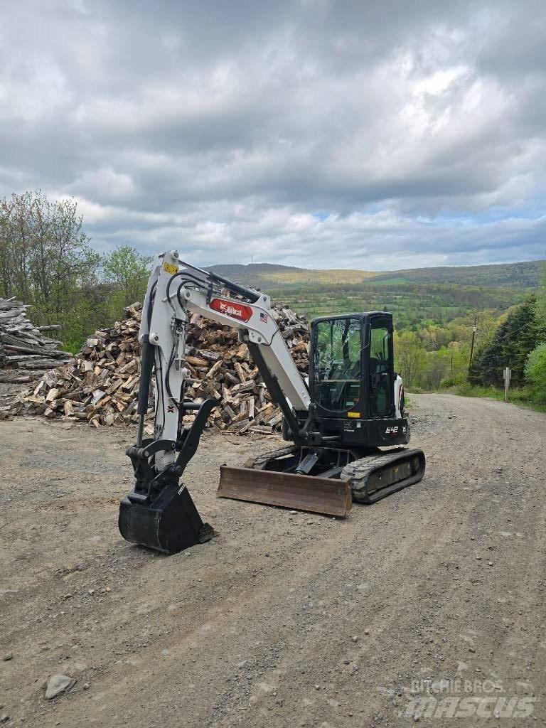 Bobcat E42 حفارات صغيرة أقل من 7 طن (حفارات صغيرة)