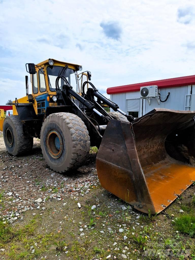 Volvo BM 4600 لوادر بعجل