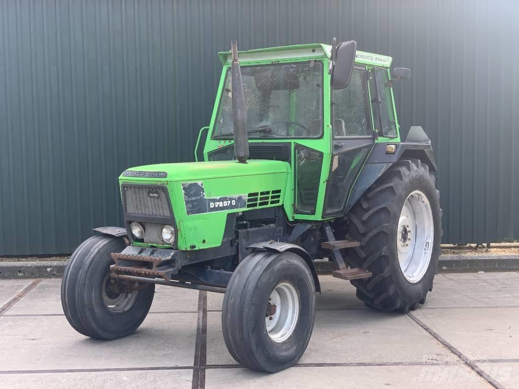 Deutz-Fahr D7207C الجرارات