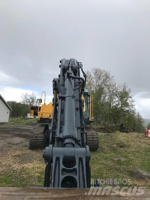 Volvo EC 360 B LC حفارات زحافة