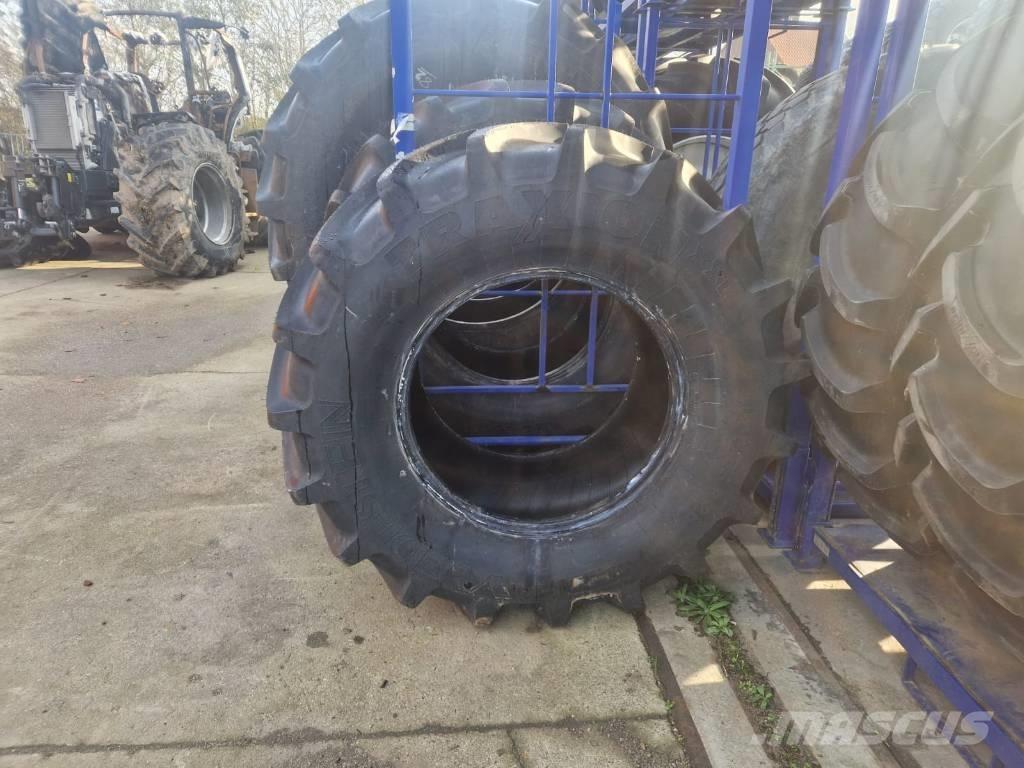 Vredestein banden الإطارات والعجلات والحافات