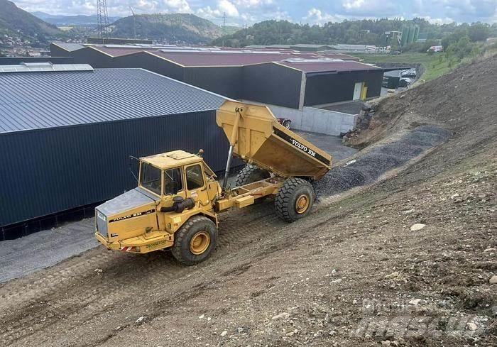 Volvo A25BM عربات نقل قلابة للمواقع