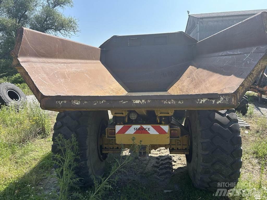 Volvo A25BM عربات نقل قلابة للمواقع