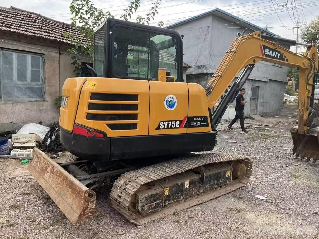 Sany SY 55 C حفارات زحافة