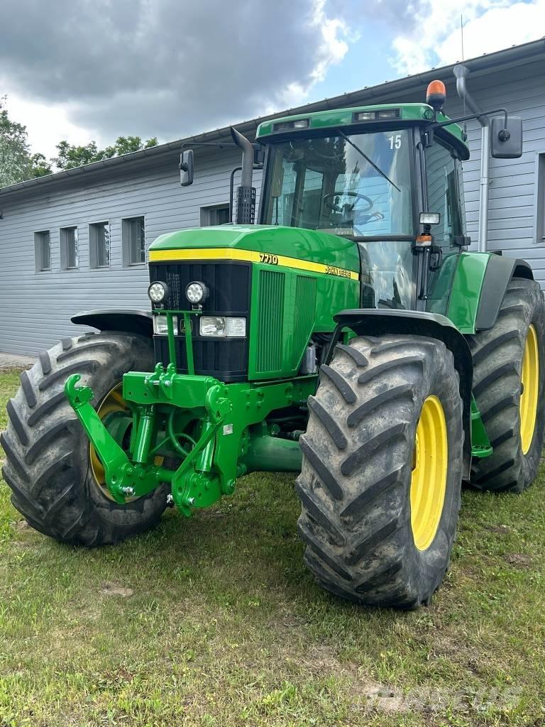 John Deere 7710 PQ الجرارات