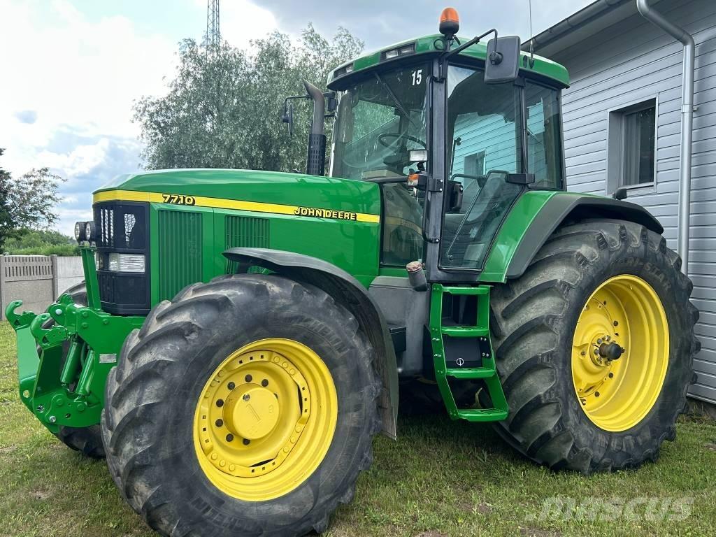 John Deere 7710 PQ الجرارات