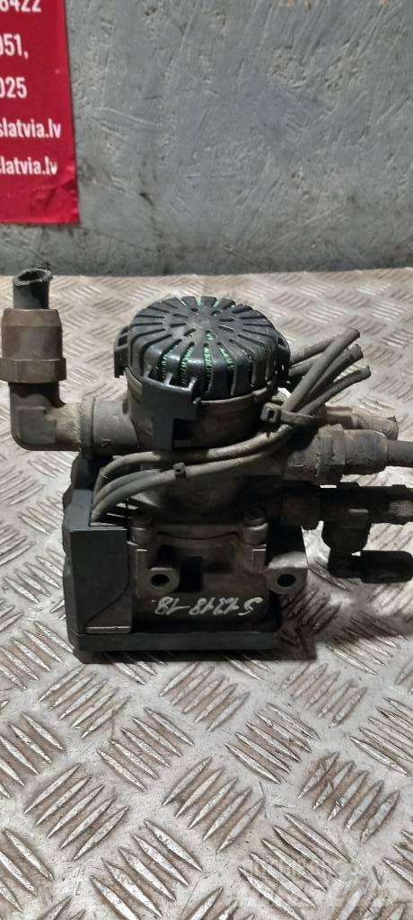 Scania R 440   1879275 مكابح
