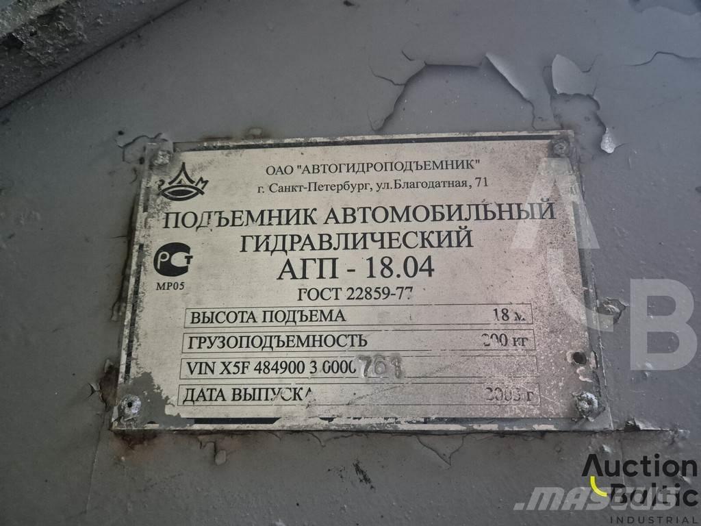 ZIL 433362 المنصات الهوائية المثبتة على شاحنة