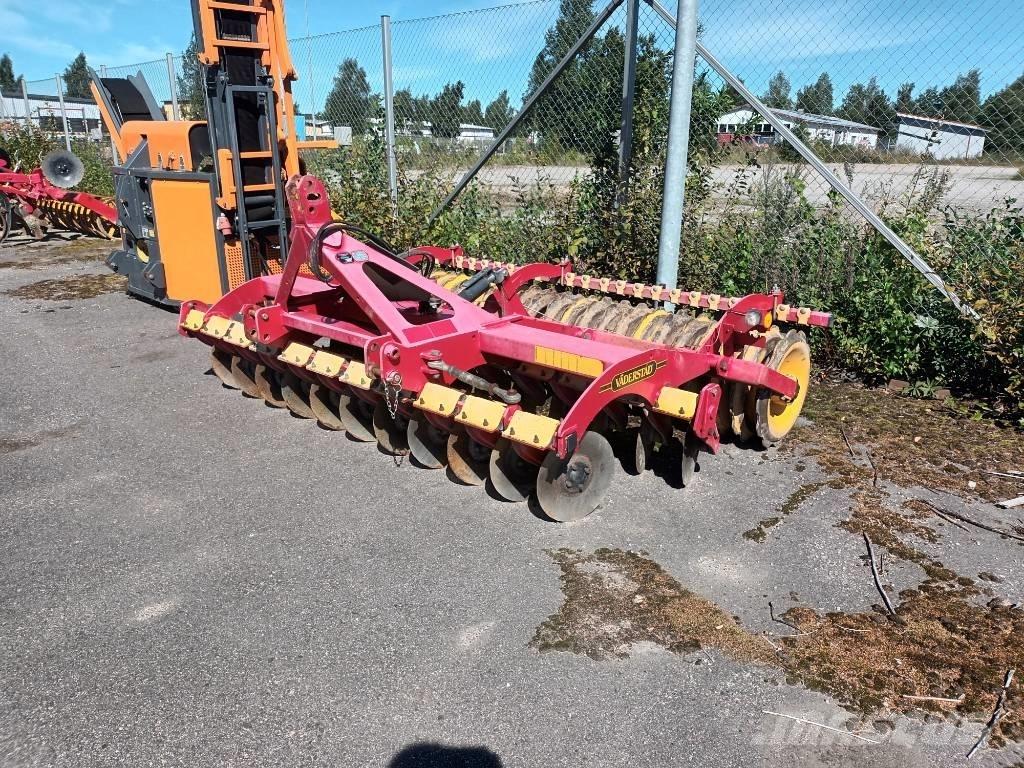 Väderstad Carrier زحافات ساحقة
