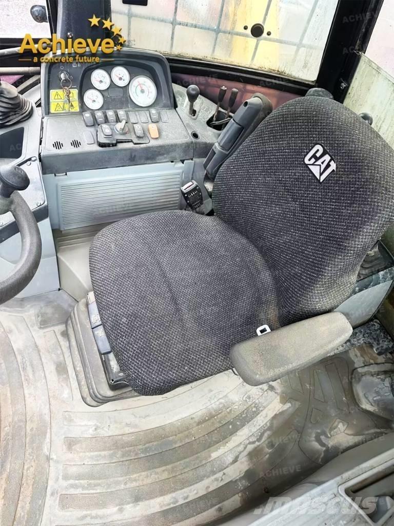 CAT 416 E لوادر ذات جرافات عكسية