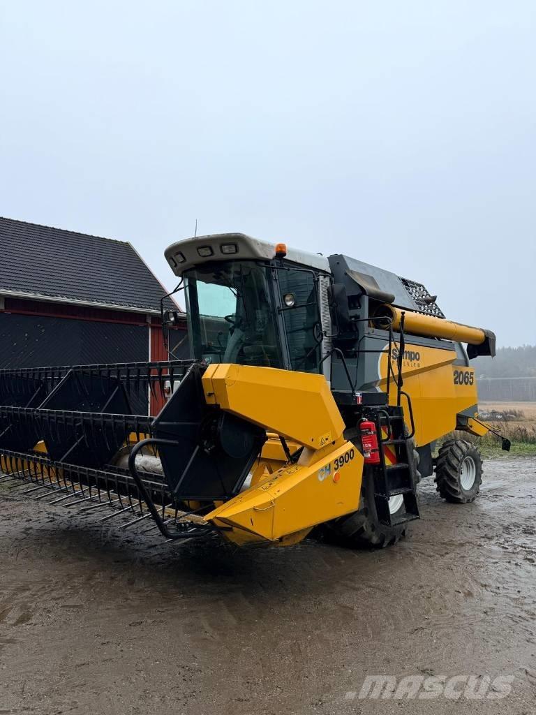 Sampo-Rosenlew 2065 حصادات