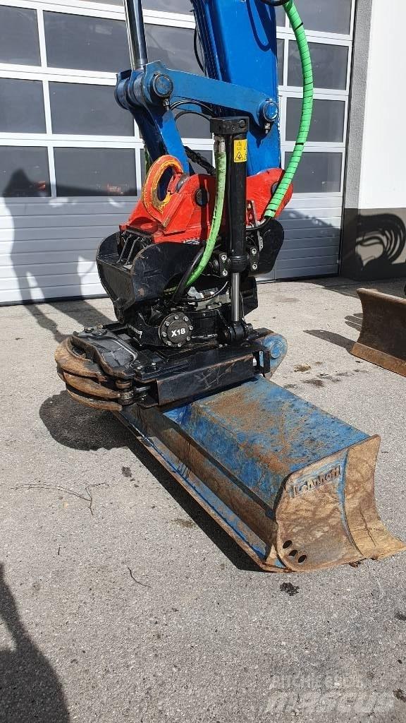 Takeuchi TB 2150 R حفارات زحافة