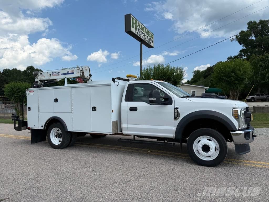 Ford F 550 شاحنات خفيفة/مفصلية الجوانب