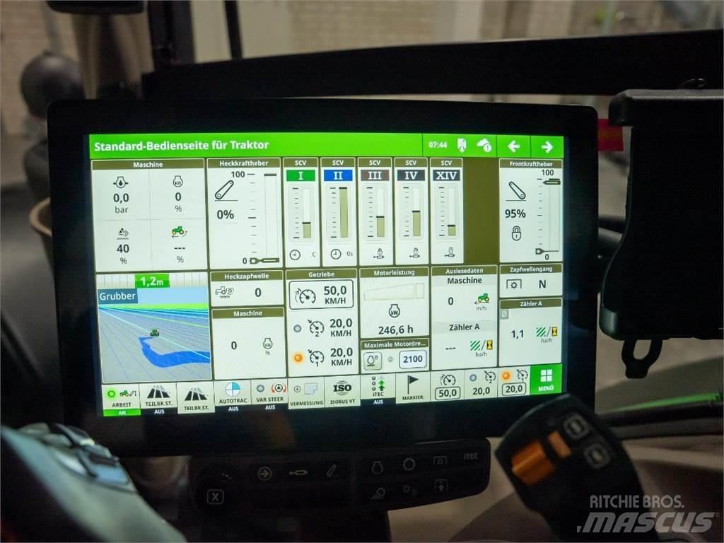 John Deere 6R185 الجرارات