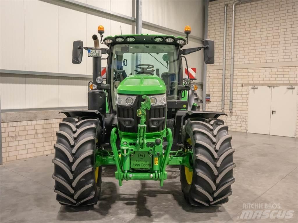 John Deere 6R185 الجرارات