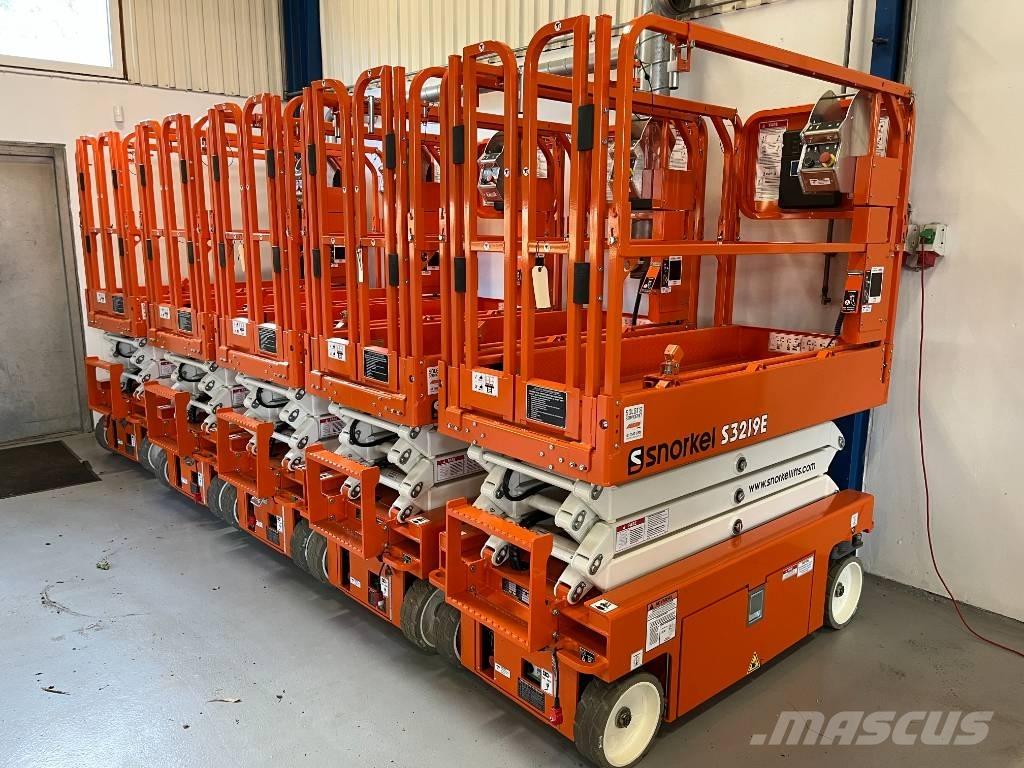 Snorkel S 3219 E رافعات مقصية الشكل