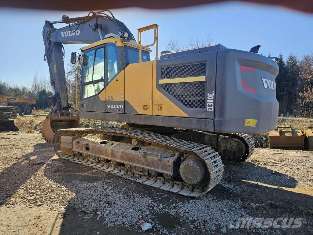 Volvo EC 300 EL حفارات زحافة
