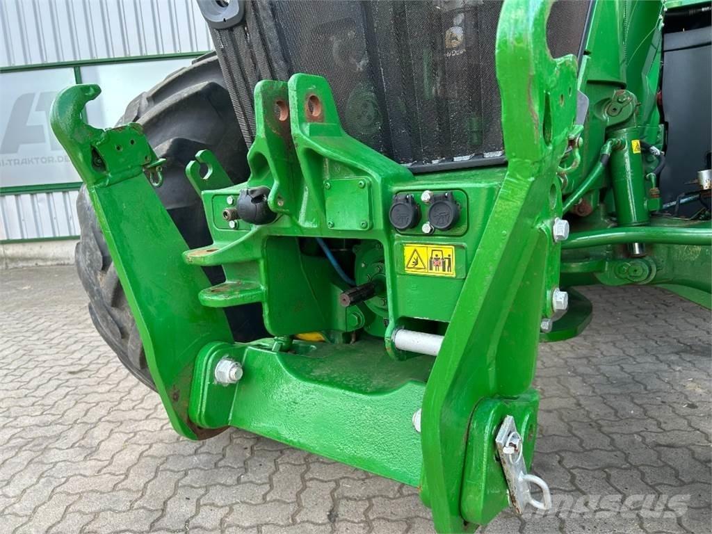 John Deere 7250R الجرارات