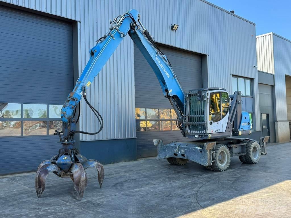 Fuchs MHL 250 E مناولات المخلفات / مناولات صناعية