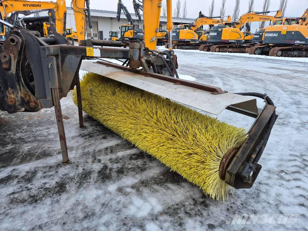 Salo 300 Avoharja فرش