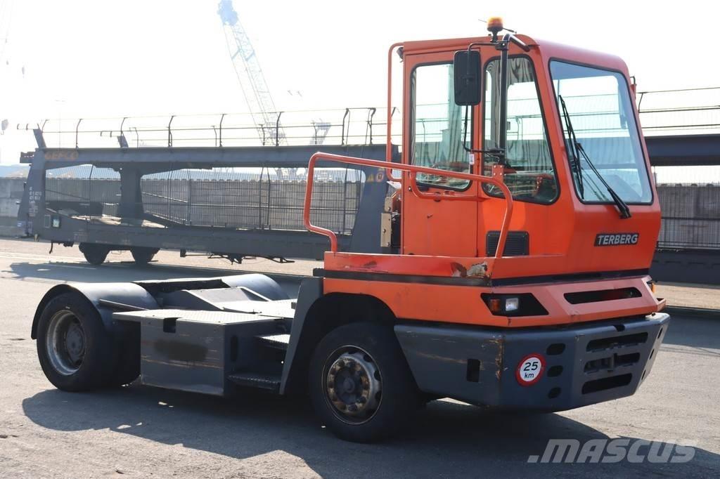 Terberg YT182 جرارات صالات المطارات
