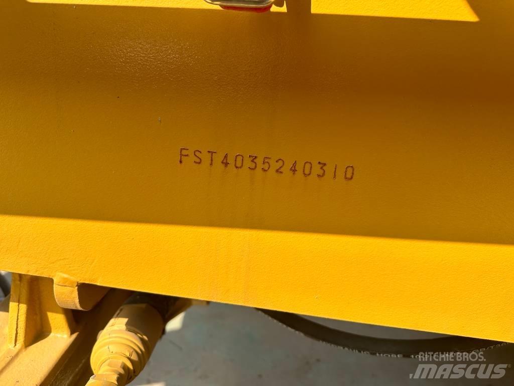 CAT 420 F ST لوادر ذات جرافات عكسية
