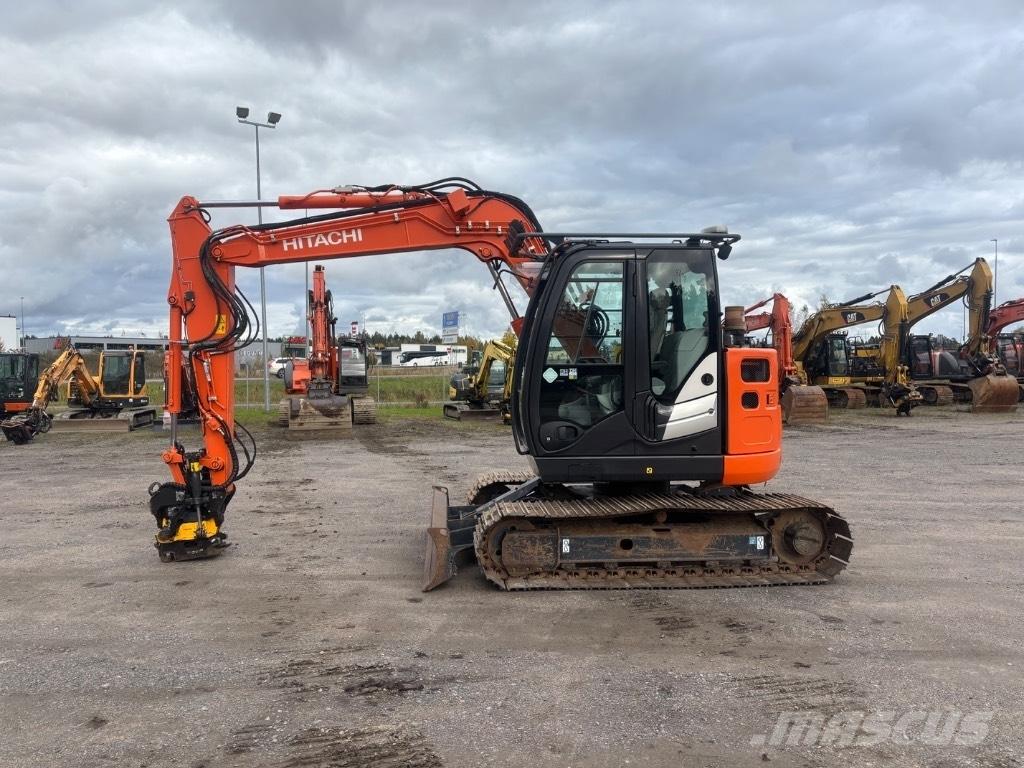 Hitachi ZX 85 US-5A حفارات وسط 7 طن - 12 طن