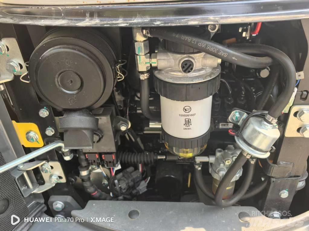 Wacker Neuson EZ 20 حفارات زحافة