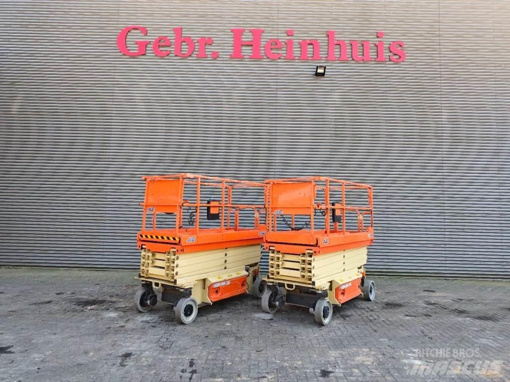 JLG 3246 ES رافعات مقصية الشكل
